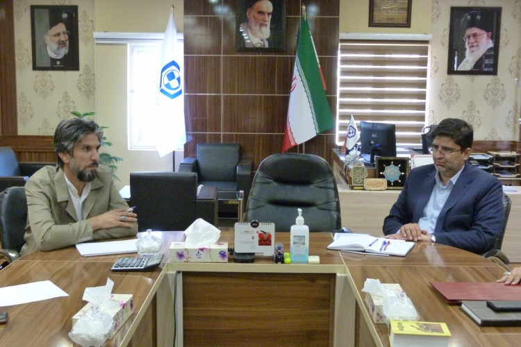 نشست رئیس سازمان جهاد کشاورزی استان خراسان جنوبی با موضوع «تولید، دانش بنیان و اشتغال آفرین» در دانشگاه صنعتی بیرجند
