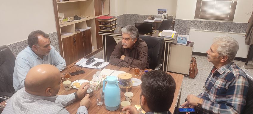 نشست تخصصی رئیس اداره فناوری و ارتباط باصنعت دانشگاه با مدیر عامل شرکت آساک سازان در دانشگاه صنعتی بیرجند برگزار گردید.