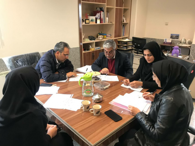 قرارداد سه جانبه طرح بورسیه صنعتی در دانشگاه صنعتی بیرجند سه شنبه مورخ ۱۴۰۲/۱۲/۸ در دانشگاه صنعتی بیرجند منعقد شد.